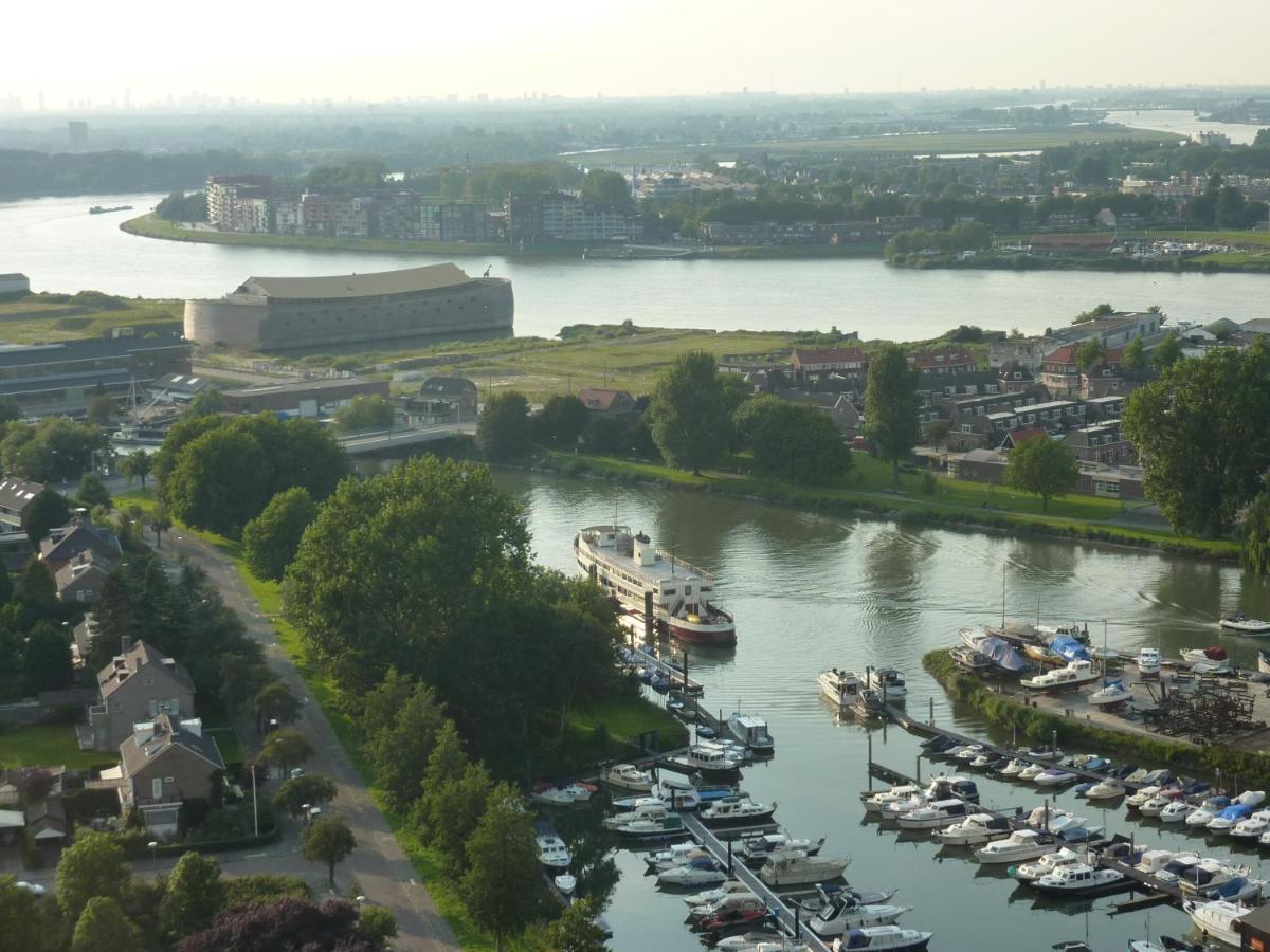 De Logeerboot Dordrecht Bed & Breakfast Екстериор снимка
