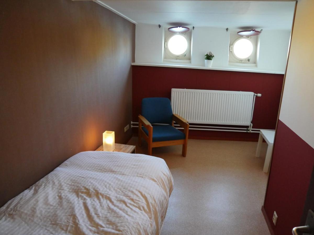 De Logeerboot Dordrecht Bed & Breakfast Екстериор снимка