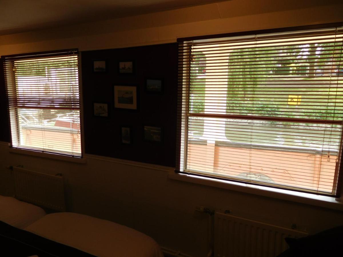 De Logeerboot Dordrecht Bed & Breakfast Екстериор снимка