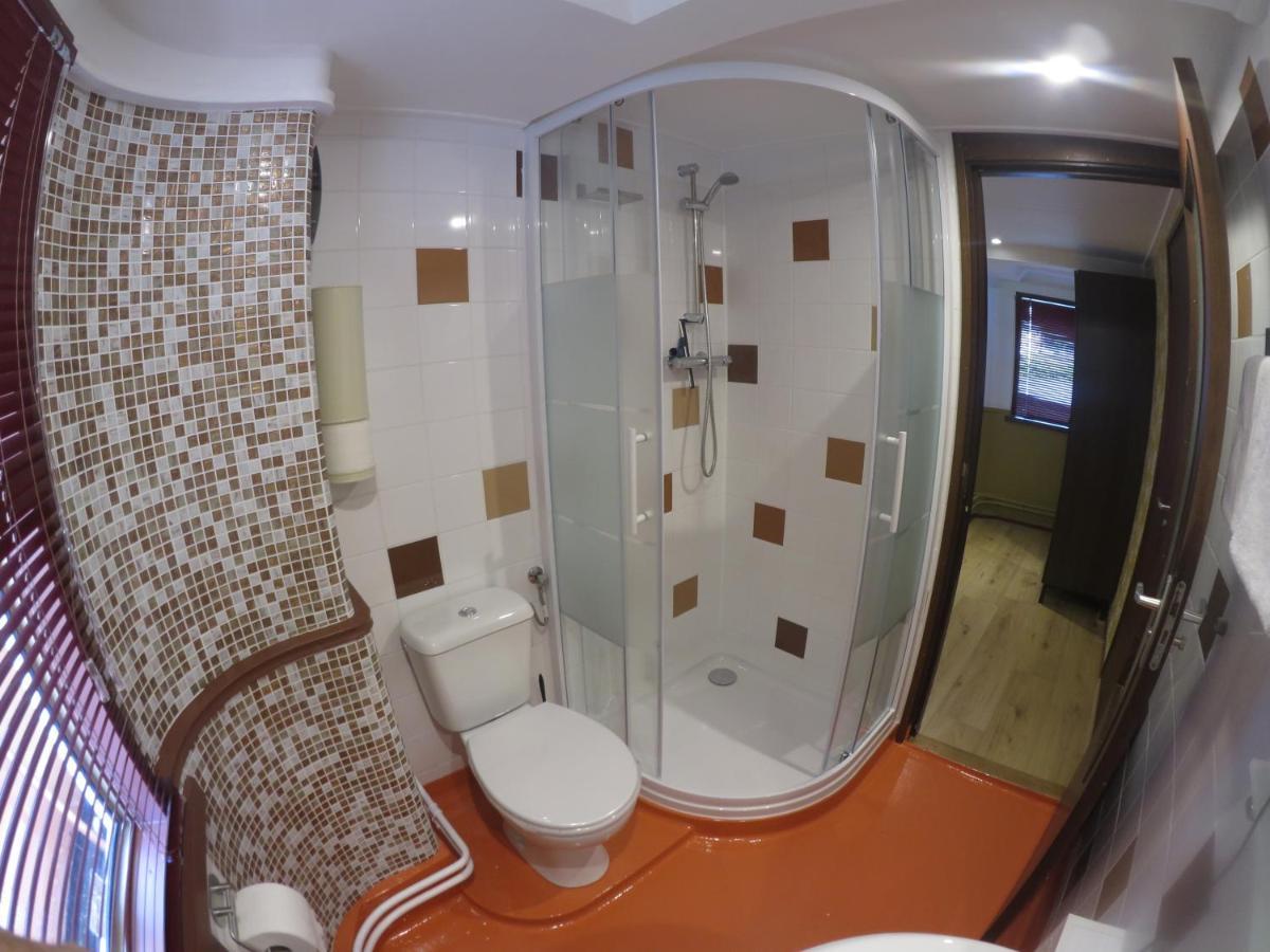 De Logeerboot Dordrecht Bed & Breakfast Екстериор снимка