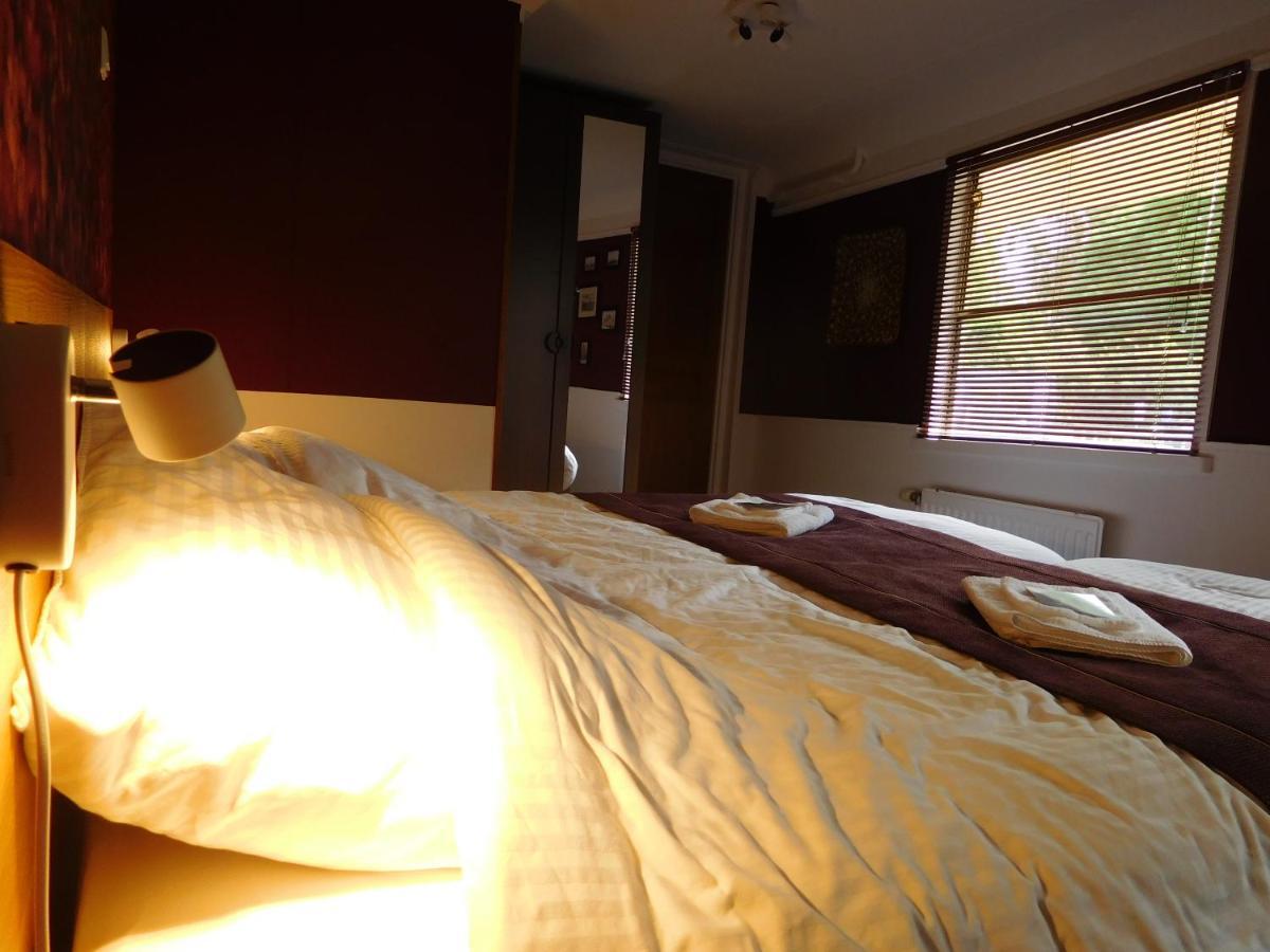 De Logeerboot Dordrecht Bed & Breakfast Екстериор снимка